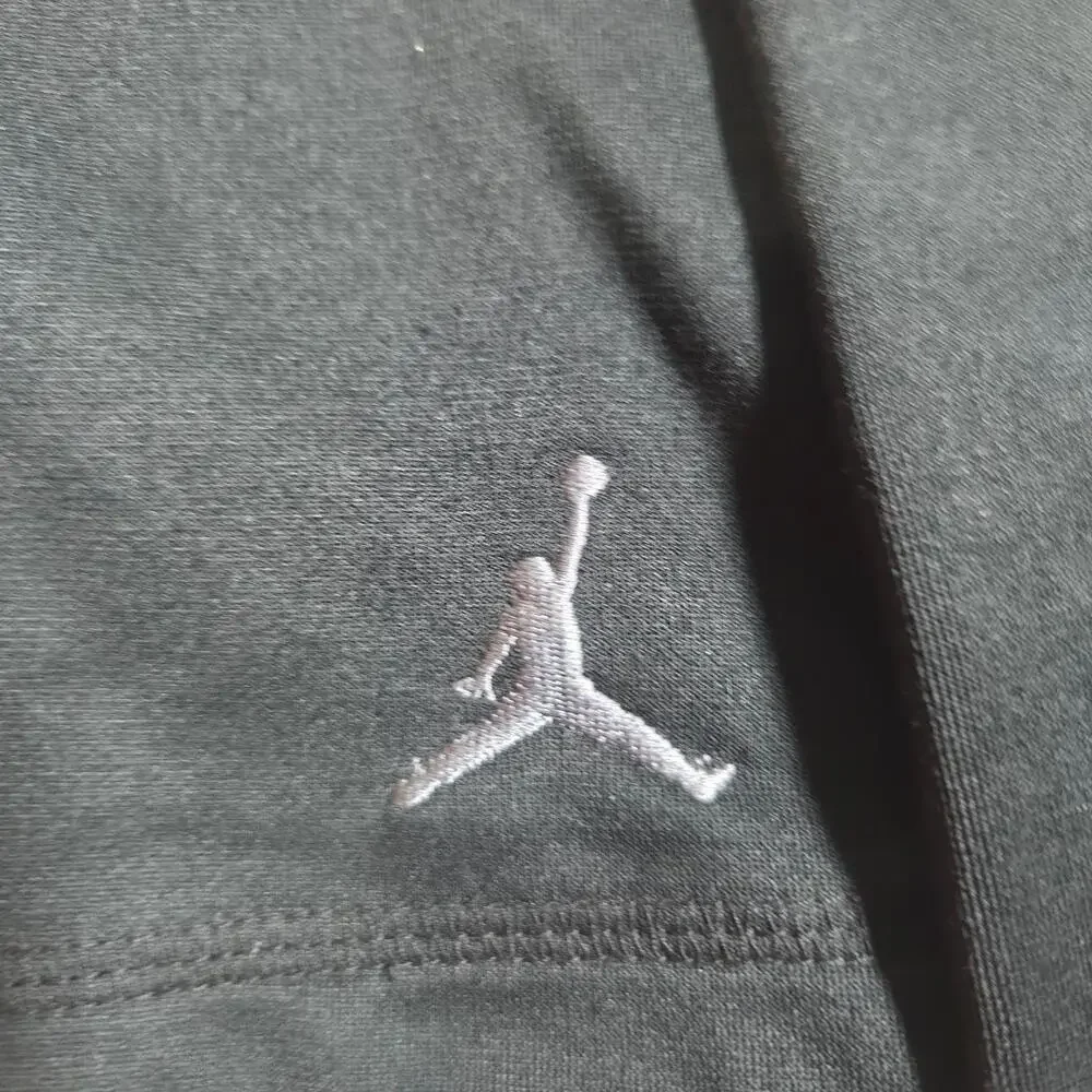 Nike Jordan Pullover Mens Medium Black Dri-FIT 1/4 Zip Training Top Athletic